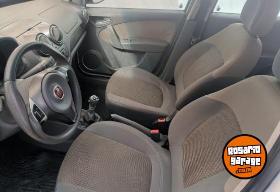 Autos - Fiat PALIO 1.6 ESSENCE 2015 Nafta 140000Km - En Venta