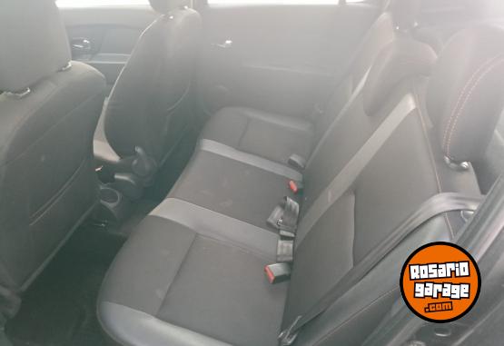 Autos - Renault STEPWAY 1.6 PRIVILEGE 2017 Nafta 122000Km - En Venta