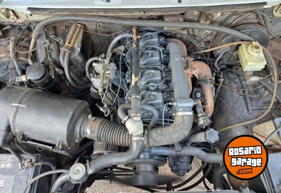 Camiones y Grúas - Ford 4000 - En Venta