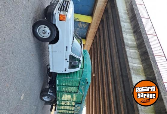 Camiones y Grúas - Ford 4000 - En Venta