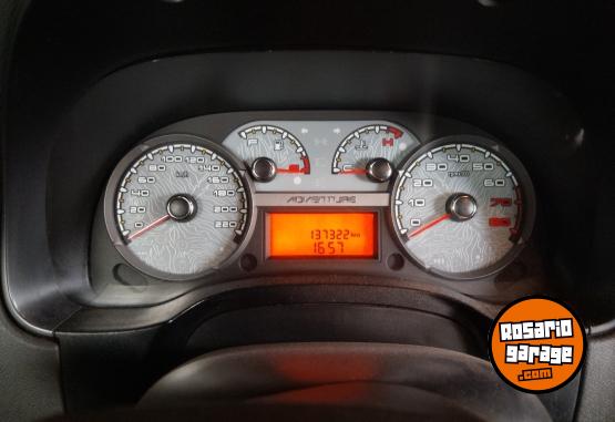Camionetas - Fiat Strada Adventure 2013 Nafta 137500Km - En Venta