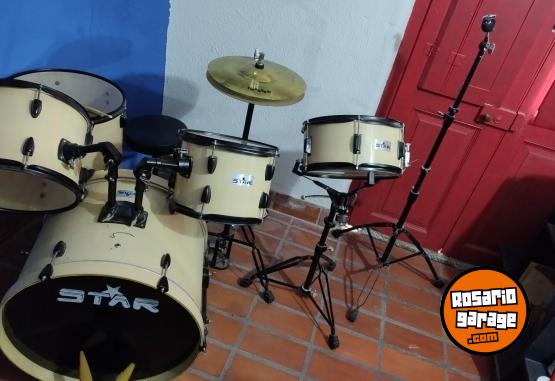 Instrumentos Musicales - VENDO BATERÍA STAR COMPLETA - En Venta