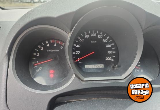 Camionetas - Toyota Hilux srv 3.0 2009 Diesel 170000Km - En Venta
