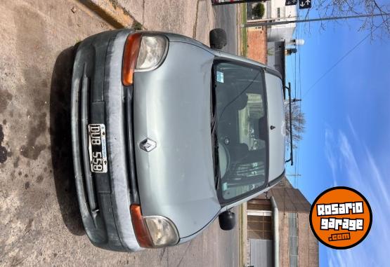 Utilitarios - Renault kangoo 2001 Nafta 398500Km - En Venta