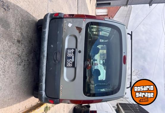 Utilitarios - Renault kangoo 2001 Nafta 398500Km - En Venta