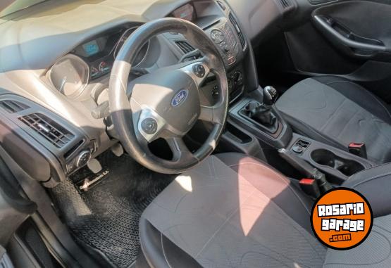 Autos - Ford FOCUS 1.6 S III 2014 Nafta 137000Km - En Venta
