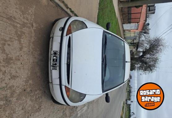 Autos - Ford KA 1998 Nafta 180000Km - En Venta