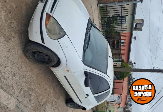 Autos - Ford KA 1998 Nafta 180000Km - En Venta