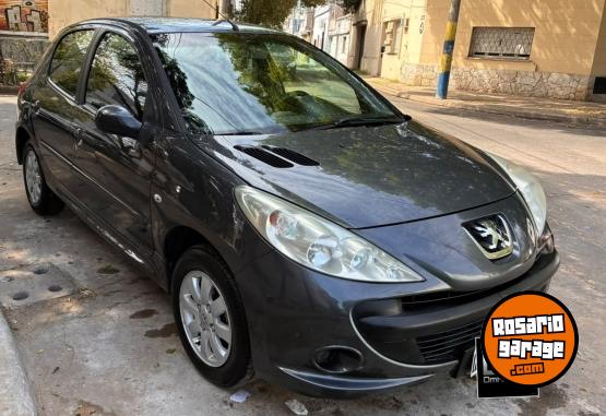 Autos - Peugeot 207 2009 Diesel 110000Km - En Venta