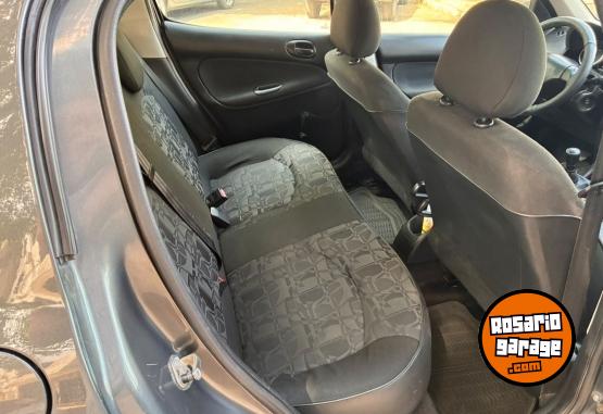 Autos - Peugeot 207 2009 Diesel 110000Km - En Venta