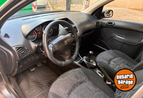 Autos - Peugeot 207 2009 Diesel 110000Km - En Venta
