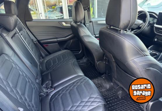 Camionetas - Ford KUGA PLATINIUM HYBRID 2.5 2024 Electrico / Hibrido 45000Km - En Venta