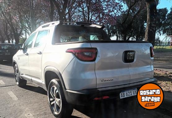 Camionetas - Fiat TORO VOLCANO 4X4 2017 Diesel 104000Km - En Venta