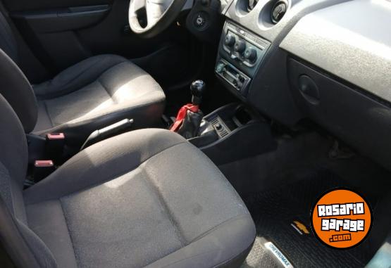 Autos - Chevrolet Celta 2011 GNC 174000Km - En Venta