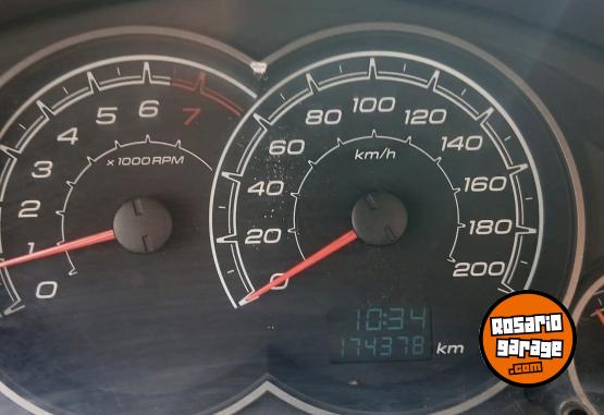 Autos - Chevrolet Celta 2011 GNC 174000Km - En Venta