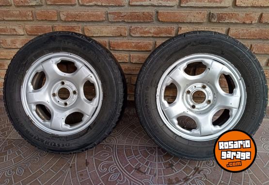 Accesorios para Autos - LIQUIDO 2 RUEDAS COMPLETA FORD ECOSPORT - En Venta