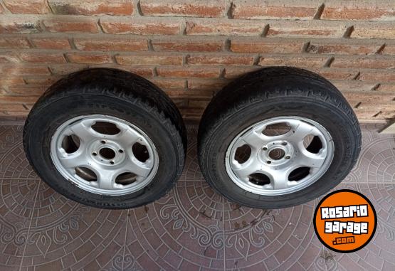 Accesorios para Autos - LIQUIDO 2 RUEDAS COMPLETA FORD ECOSPORT - En Venta
