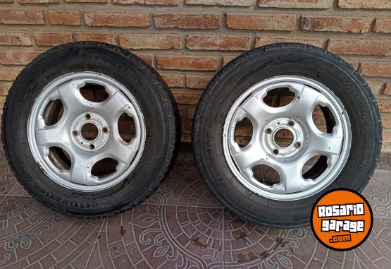 Accesorios para Autos - LIQUIDO 2 RUEDAS COMPLETA FORD ECOSPORT - En Venta