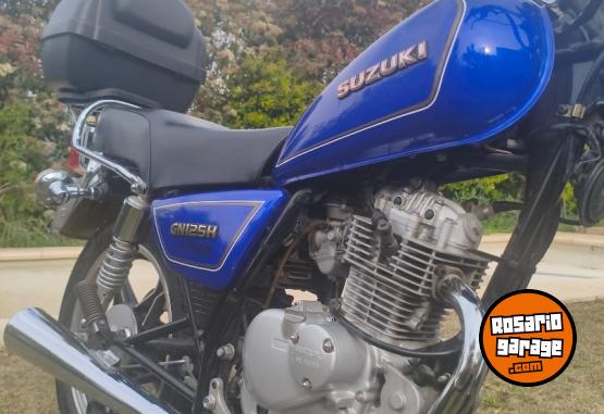 Motos - Suzuki GN 125 2011 Nafta 11400Km - En Venta