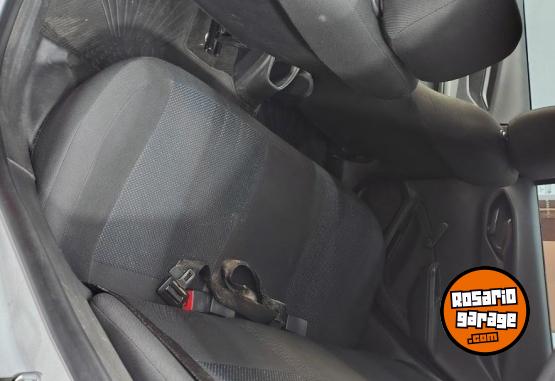 Autos - Chevrolet Onix joy ls 2018 Nafta 120000Km - En Venta