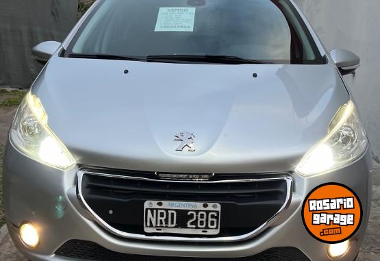 Autos - Peugeot 208 Feline 2014 Nafta 83700Km - En Venta
