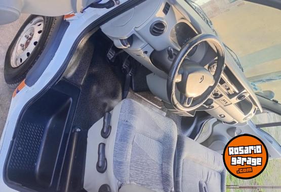 Utilitarios - Renault M�ster 2013 Diesel 300000Km - En Venta