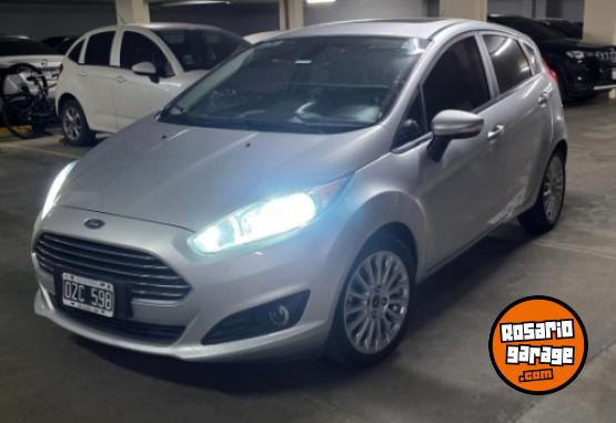 Autos - Ford Ford Fiesta Titanium 1.6 2015 Nafta 87000Km - En Venta