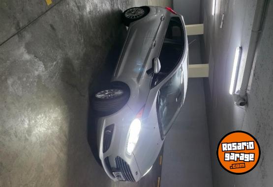 Autos - Ford Ford Fiesta Titanium 1.6 2015 Nafta 87000Km - En Venta