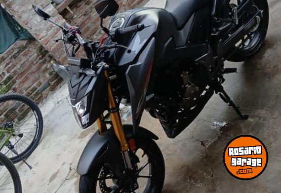Motos - Honda Cb 300 2026 Nafta 1000Km - En Venta
