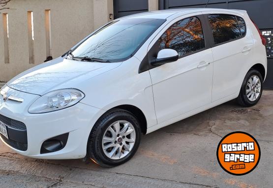 Autos - Fiat Nuovo palio atractive top 2017 Nafta 124000Km - En Venta