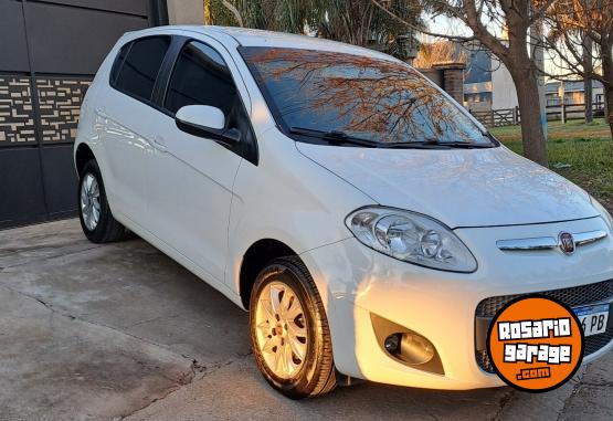 Autos - Fiat Nuovo palio atractive top 2017 Nafta 124000Km - En Venta