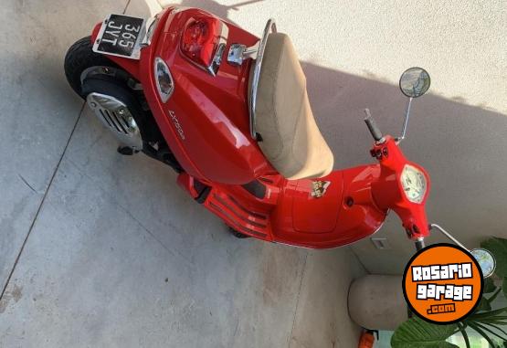 Motos - Vespa LX 150 ie italiana 2013 Nafta 8000Km - En Venta