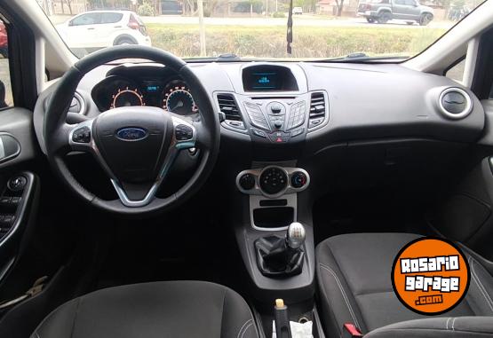 Autos - Ford Fiesta 2014 Nafta 150000Km - En Venta