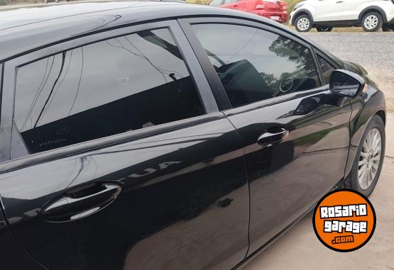 Autos - Ford Fiesta 2014 Nafta 150000Km - En Venta