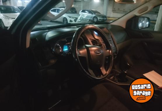 Camionetas - Ford Ranger 2017 Diesel 172000Km - En Venta