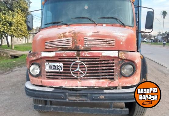 Camiones y Gr�as - 1114 82 titular vendo con saider 10 palet - En Venta