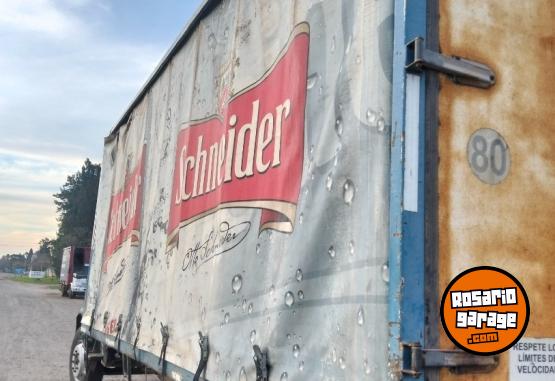 Camiones y Gr�as - 1114 82 titular vendo con saider 10 palet - En Venta