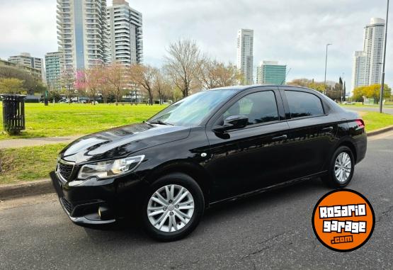 Autos - Peugeot 301 2017 Diesel 105000Km - En Venta