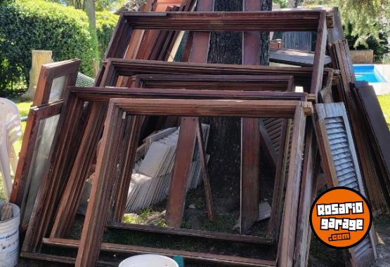 Hogar - LOTE TODO CEDRO PUERTAS Y VENTANAS MÁS DE 40 PIEZAS ‼️ - En Venta