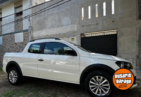 Utilitarios - Volkswagen Saveiro 2015 Nafta 79000Km - En Venta