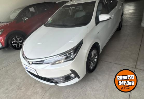 Autos - Toyota Corolla XEI PACK 1.8 CVT 2017 Nafta 93000Km - En Venta
