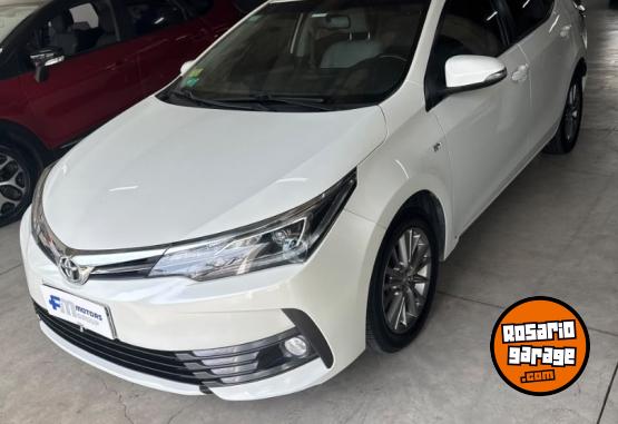 Autos - Toyota Corolla XEI PACK 1.8 CVT 2017 Nafta 93000Km - En Venta