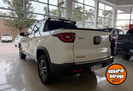 Camionetas - Fiat Toro Freedom 4x4 2017 Diesel 140000Km - En Venta