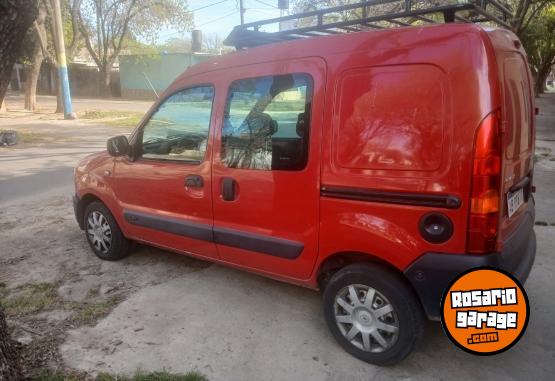 Utilitarios - Renault Kangoo 2017 Nafta 94000Km - En Venta
