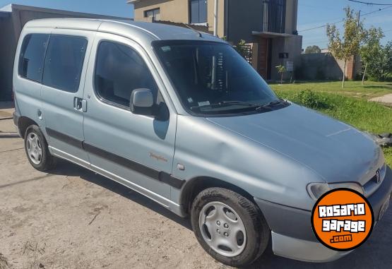 Utilitarios - Peugeot Partner Patagonica 2005 2005 Diesel 300000Km - En Venta