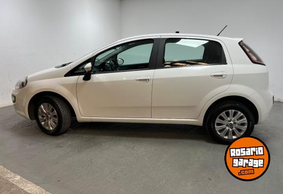 Autos - Fiat PUNTO ATTRACTIVE 1.4 8V 5 2017 Nafta 104452Km - En Venta