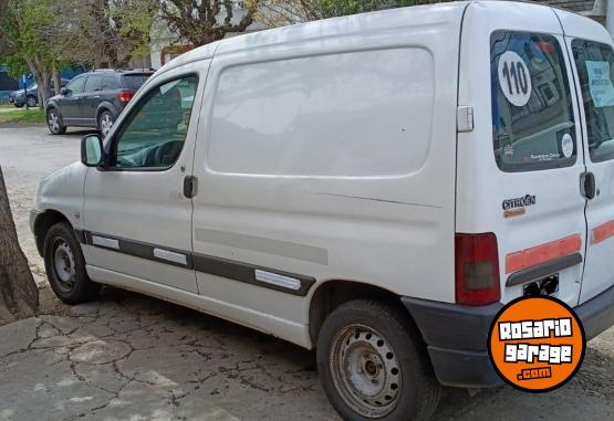 Utilitarios - Citroen BERLINGO 2010 Diesel 111111Km - En Venta