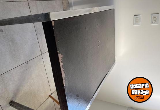Hogar - Vendo mesa rectangular con estructura y patas de hierro - En Venta