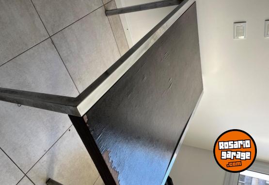 Hogar - Vendo mesa rectangular con estructura y patas de hierro - En Venta
