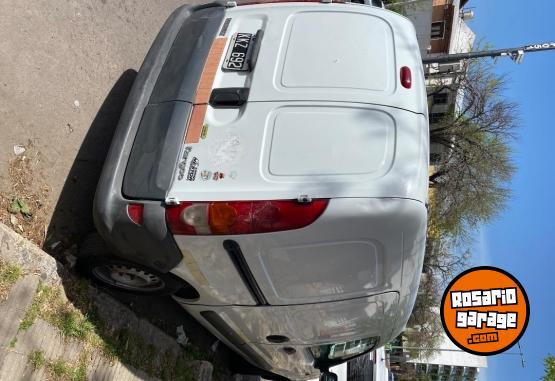 Utilitarios - Renault Kangoo 2011 Nafta 154000Km - En Venta